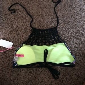 Swim suit top
